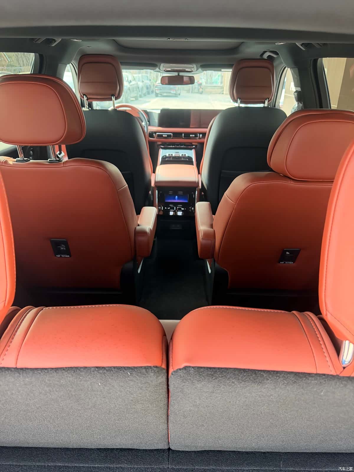 Lincoln Aviator, 2025 11