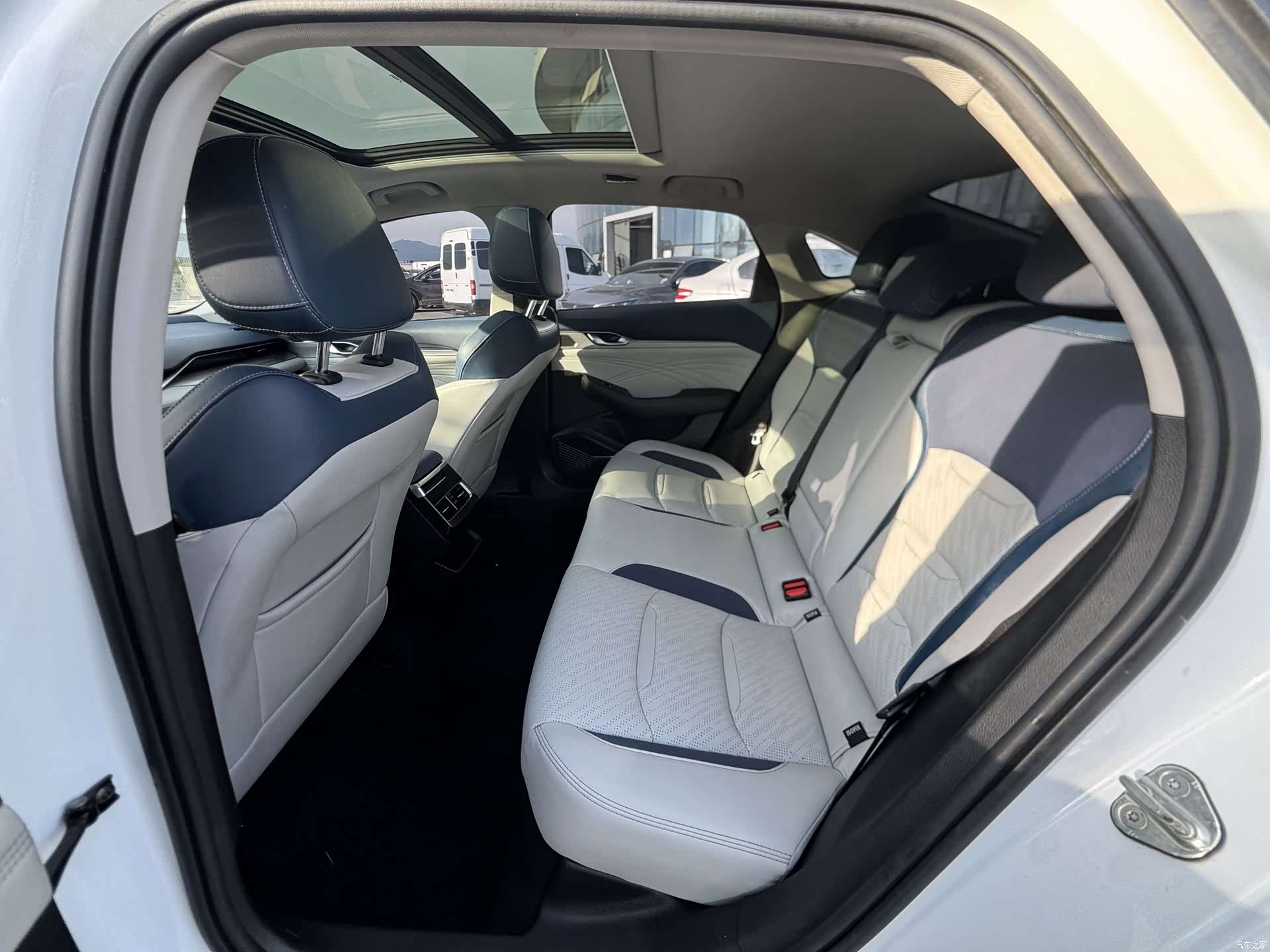 Geely Preface, 2021 15