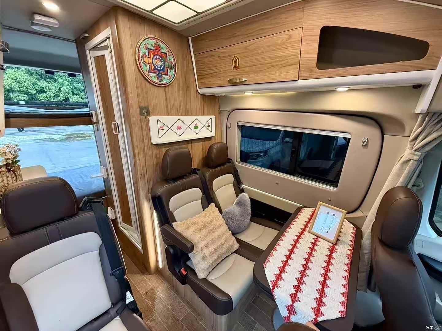 Maxus V90, 2023 6
