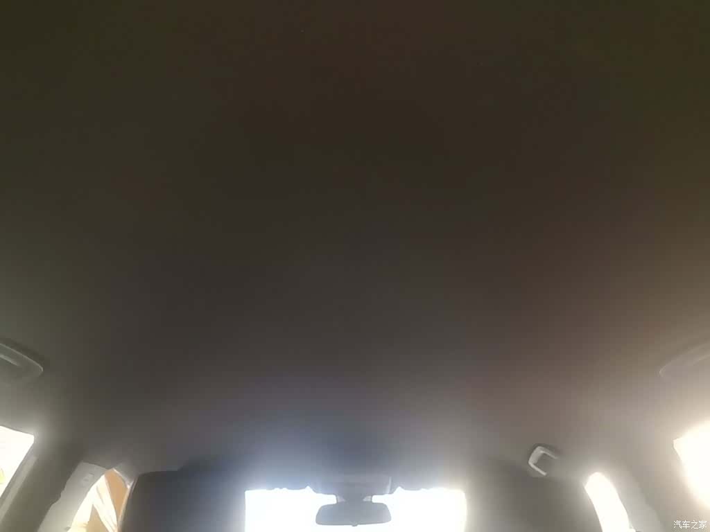 Wuling Starlight, 2024 18