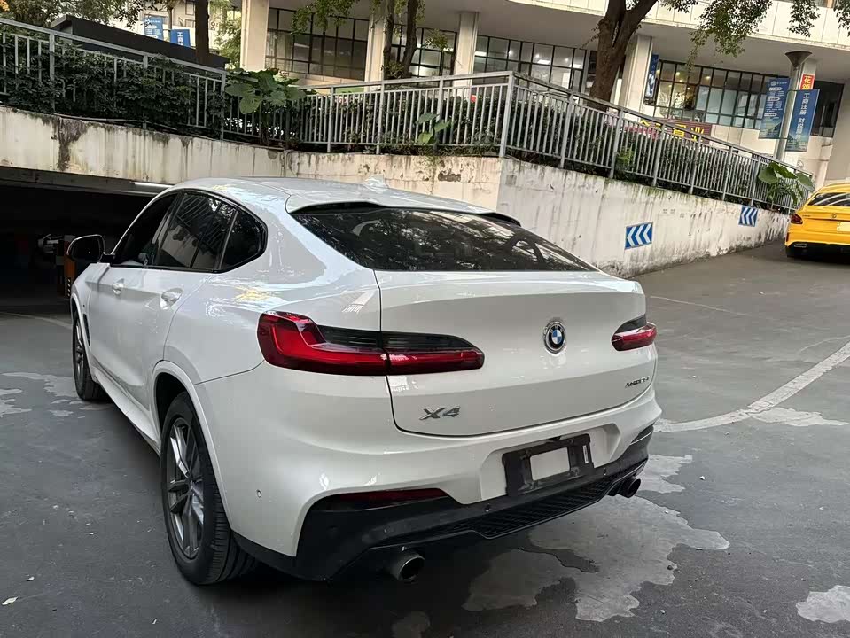 BMW X4