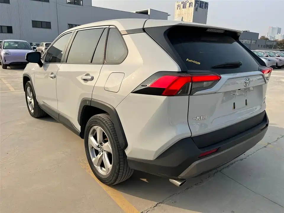 Toyota RAV4 Rongfang