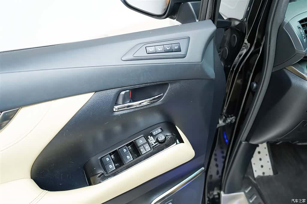 Toyota Alphard, 2018 7