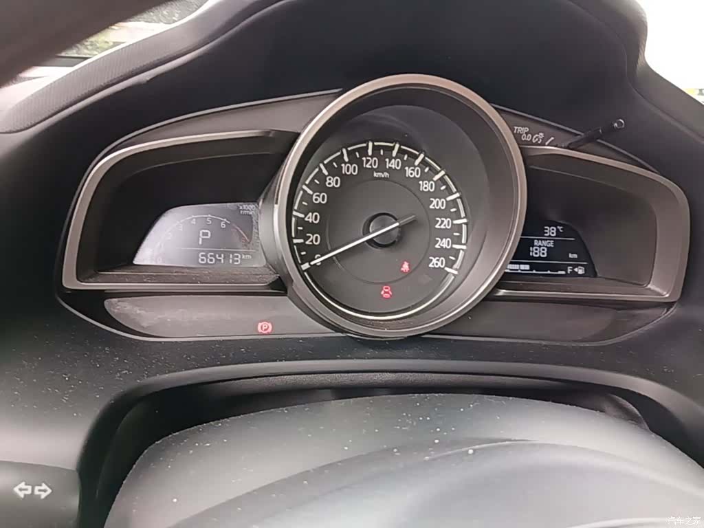 Mazda CX-4, 2019 12