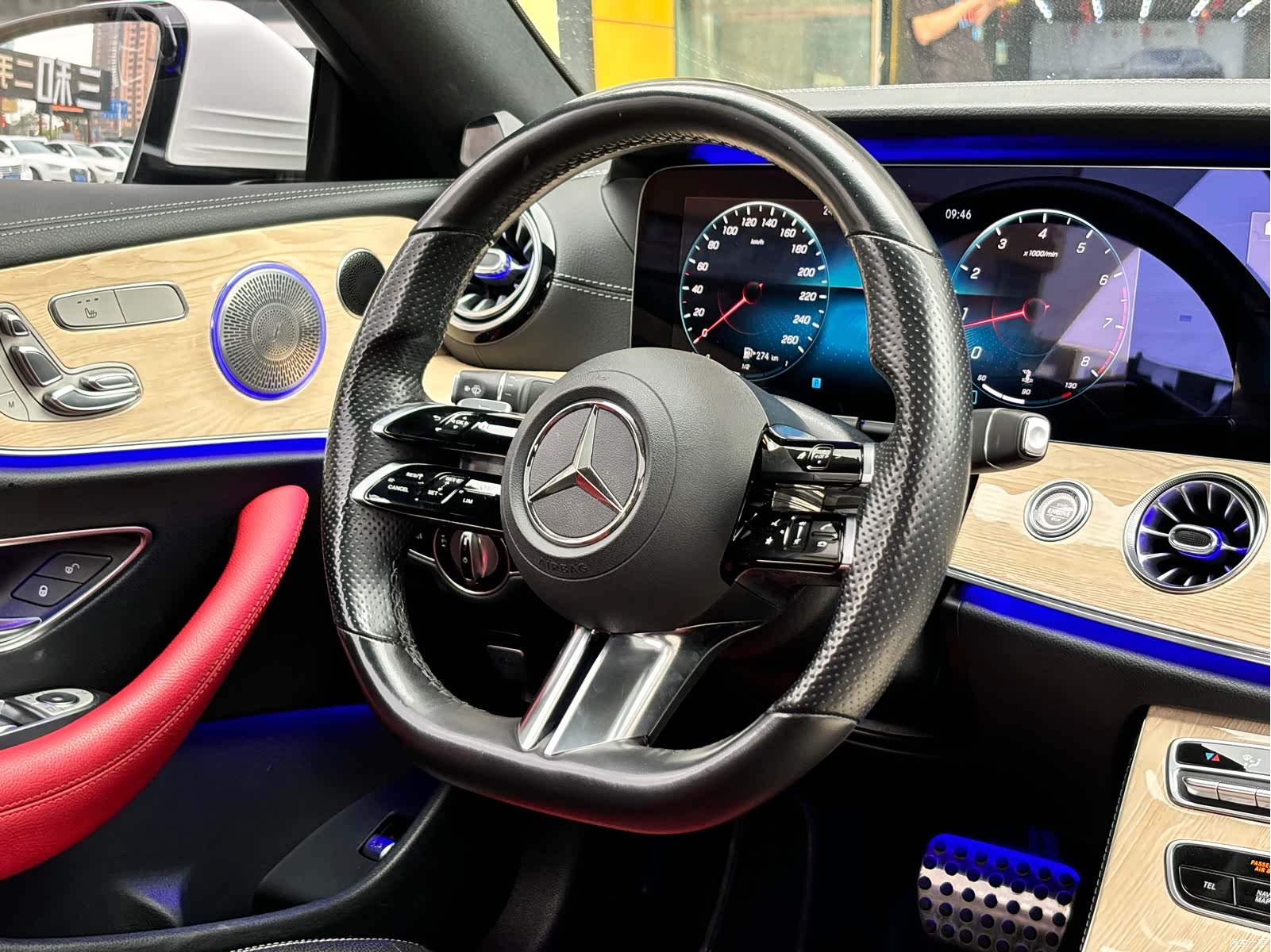Mercedes-Benz E-Class, 2022 18