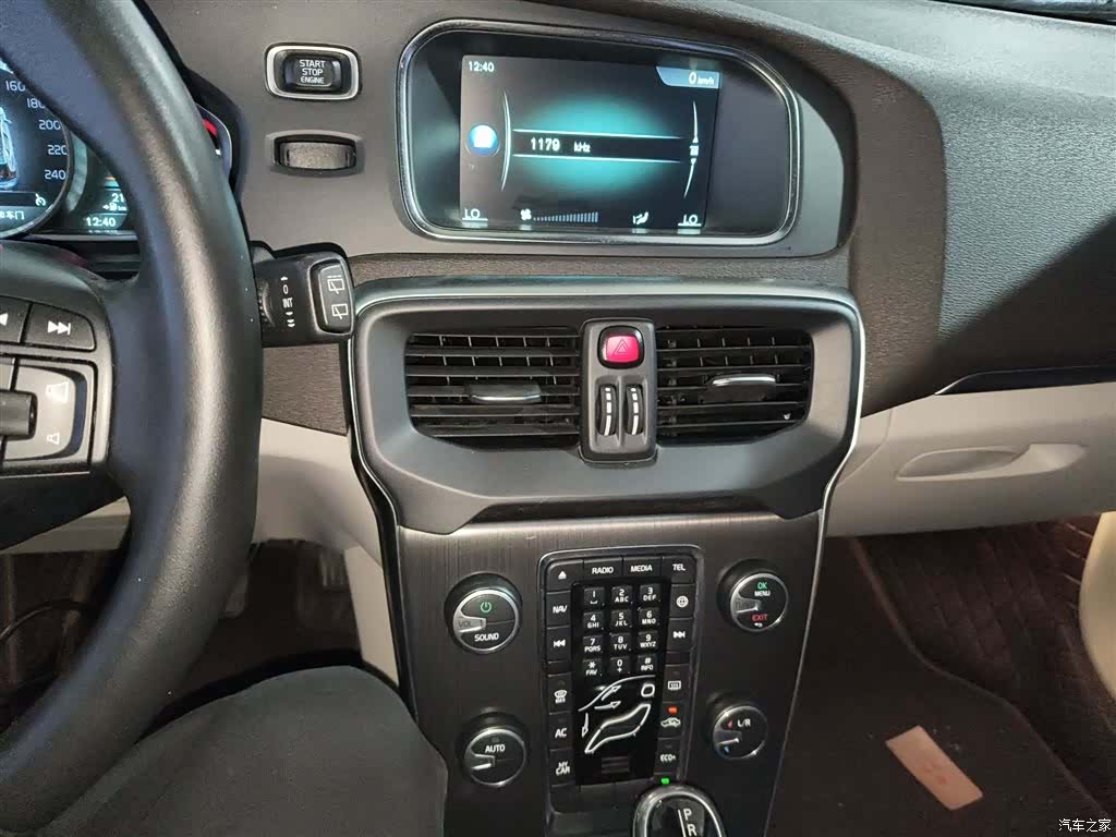 Volvo V40, 2016 9