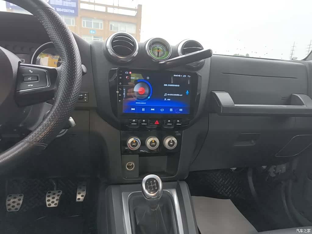 BAIC BJ40, 2018 13