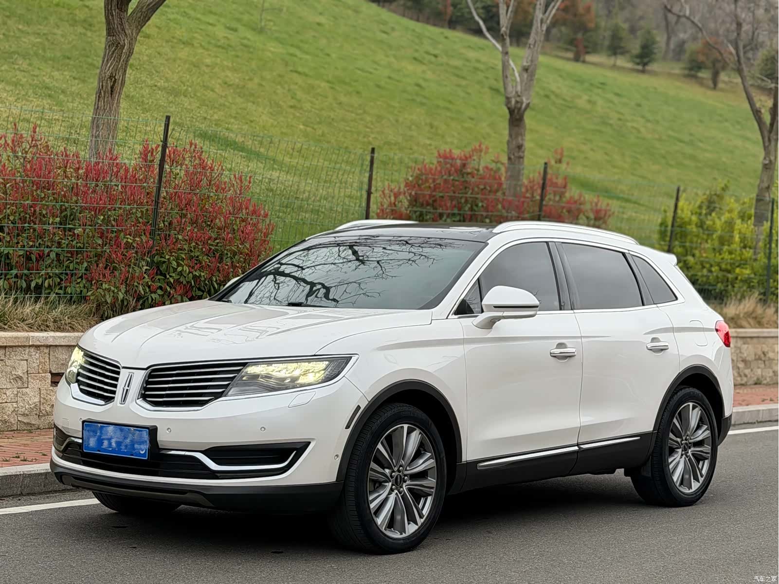 Lincoln MKX, 2016 1