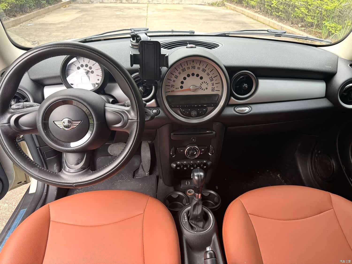 Mini ONE, 2013 9