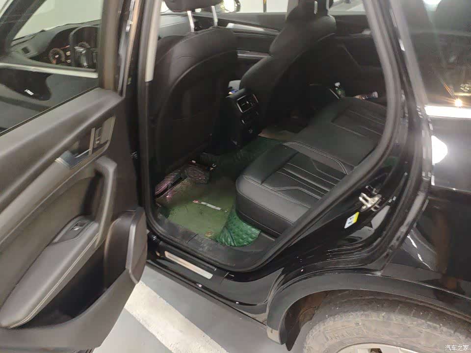 Audi Q5L, 2022 6