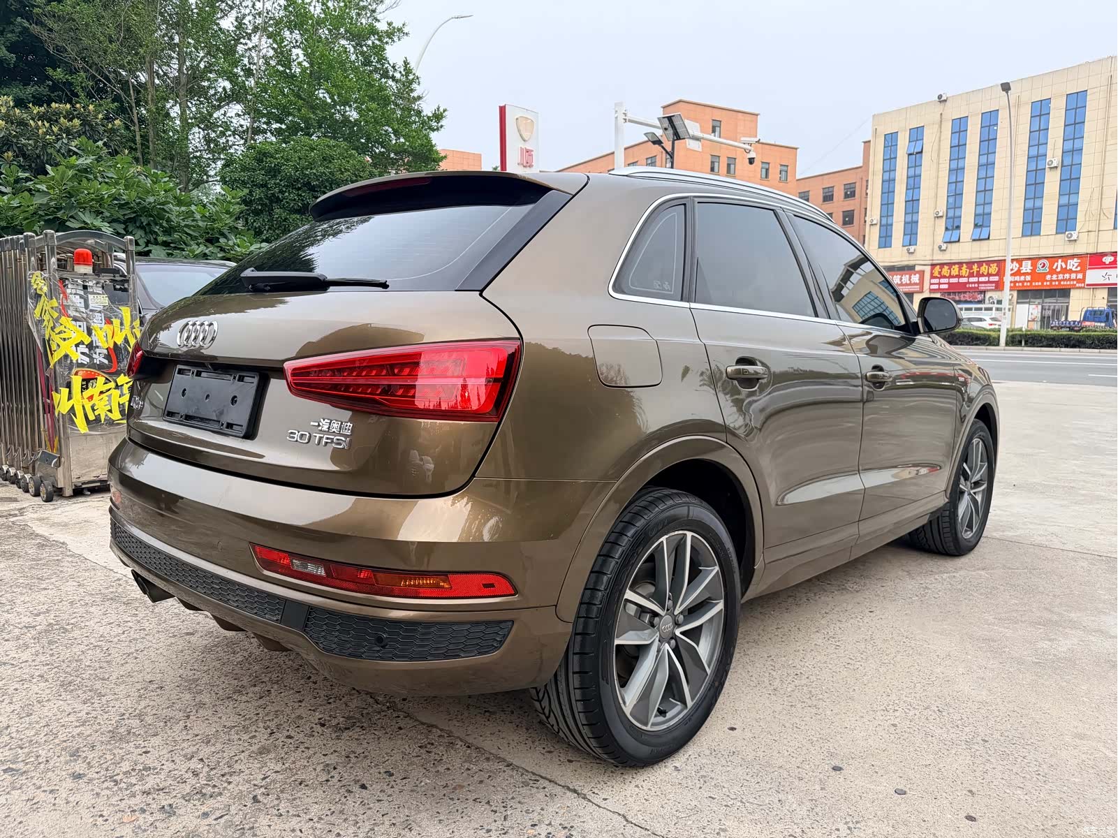 Audi Q3, 2019 4