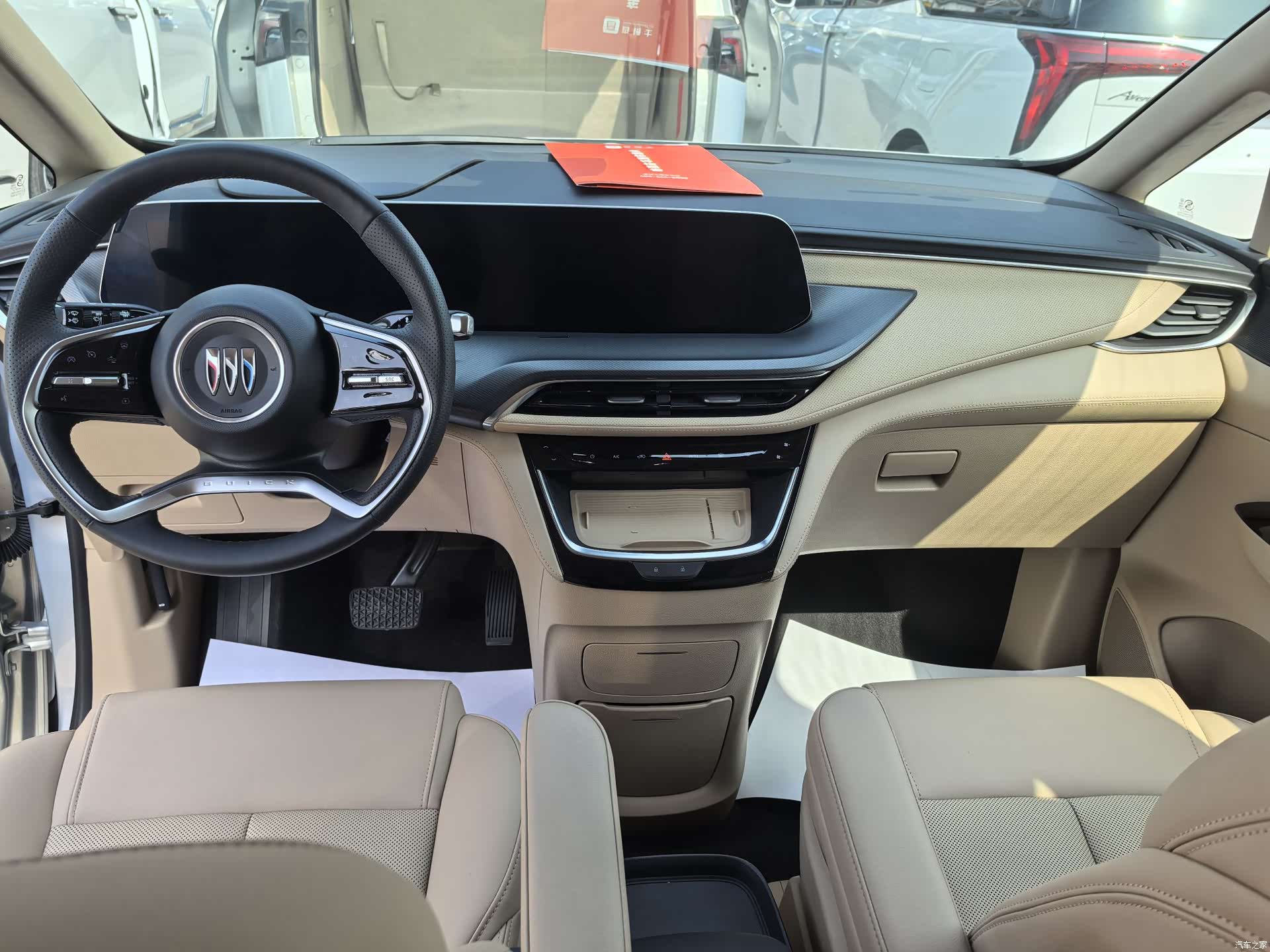 Buick GL8, 2025 7