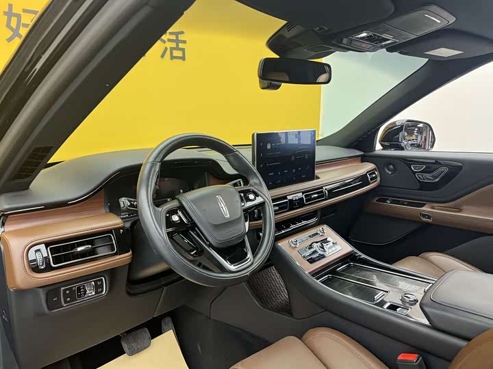 Lincoln Aviator, 2022 года фото 4