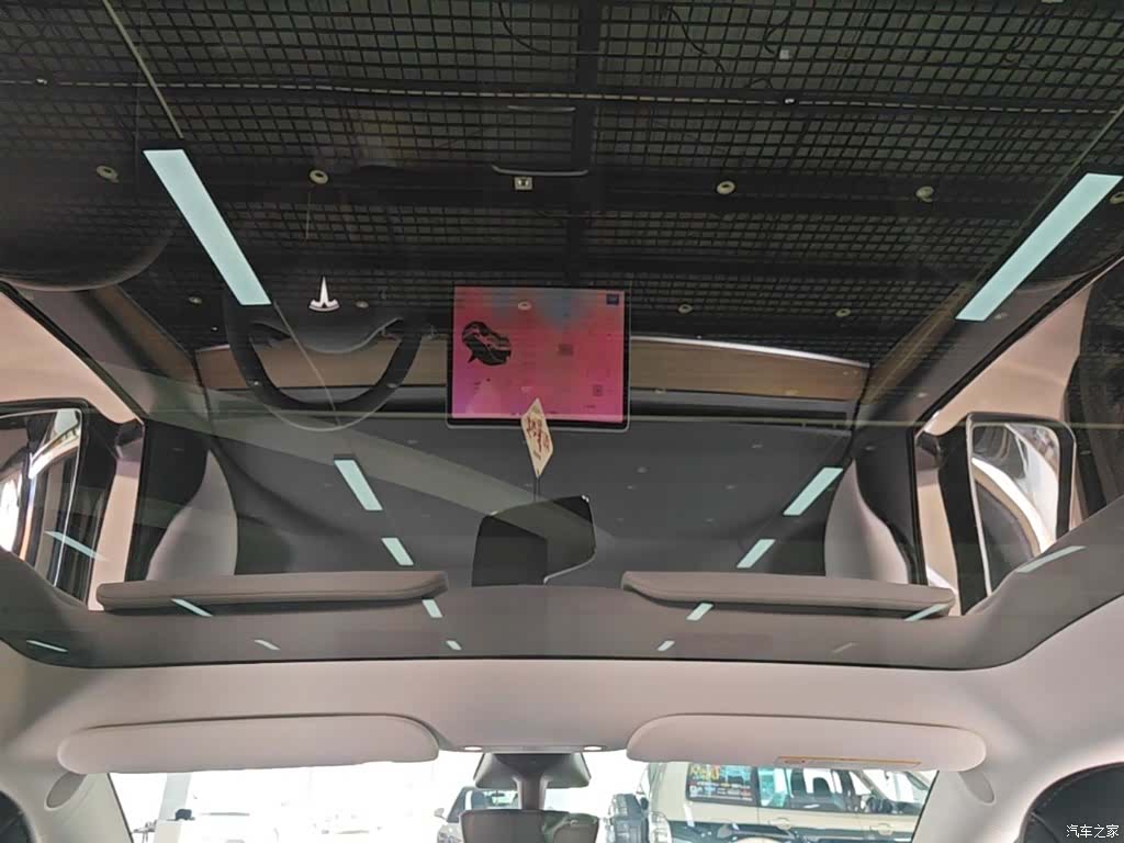 Tesla Model Y, 2021 18