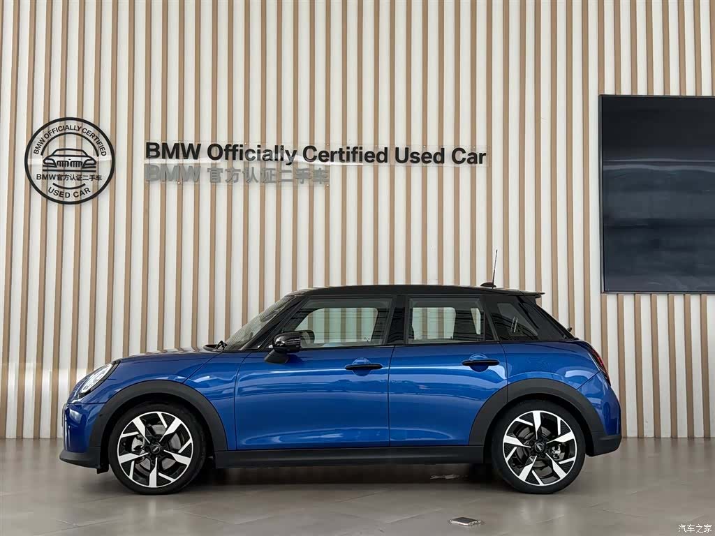 Mini Cooper, 2024 3