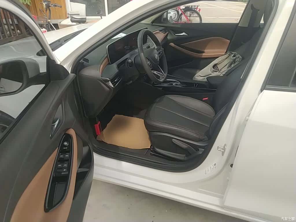 Buick Verano, 2022 16