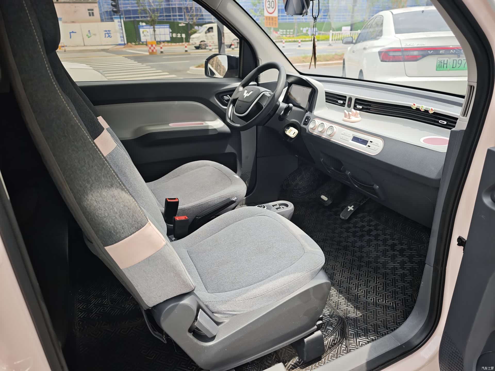 Wuling MINIEV, 2022 9