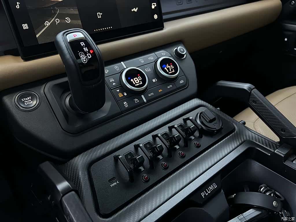 Land Rover Defender, 2025 23