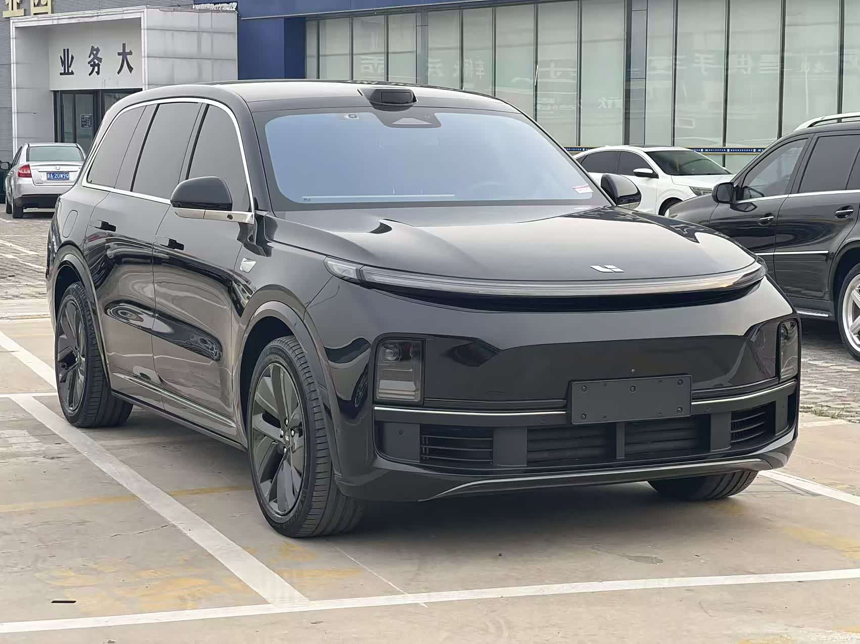 Li Auto L9, 2024 3