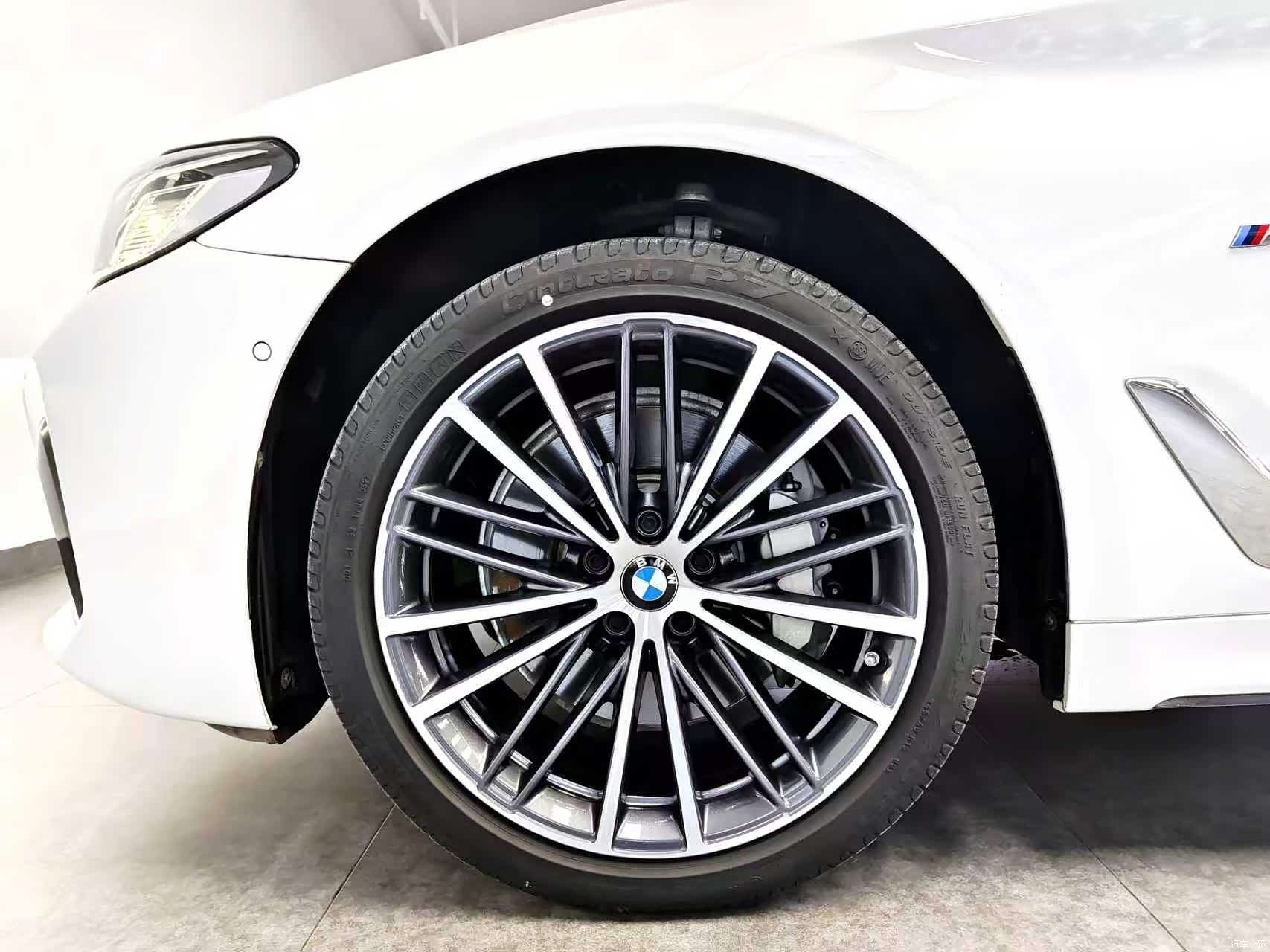 BMW 5 Series, 2023 15