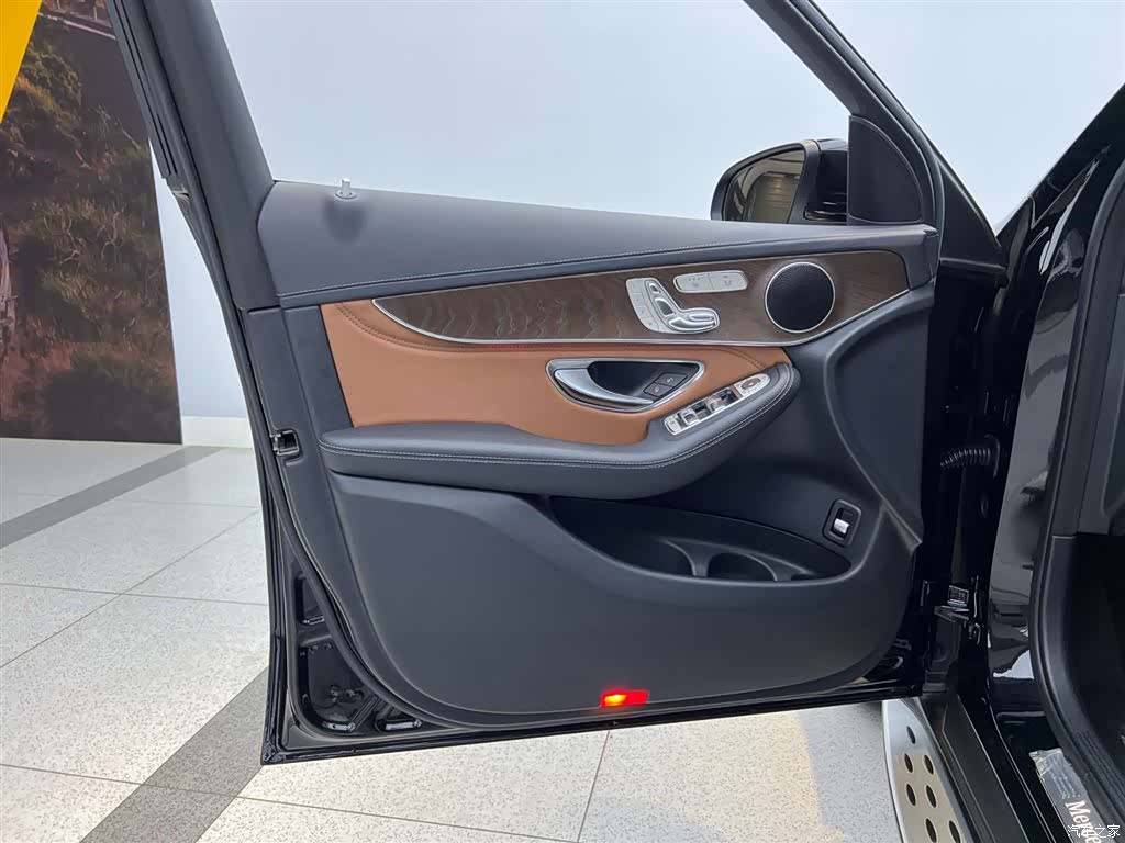 Mercedes-Benz GLC, 2020 23