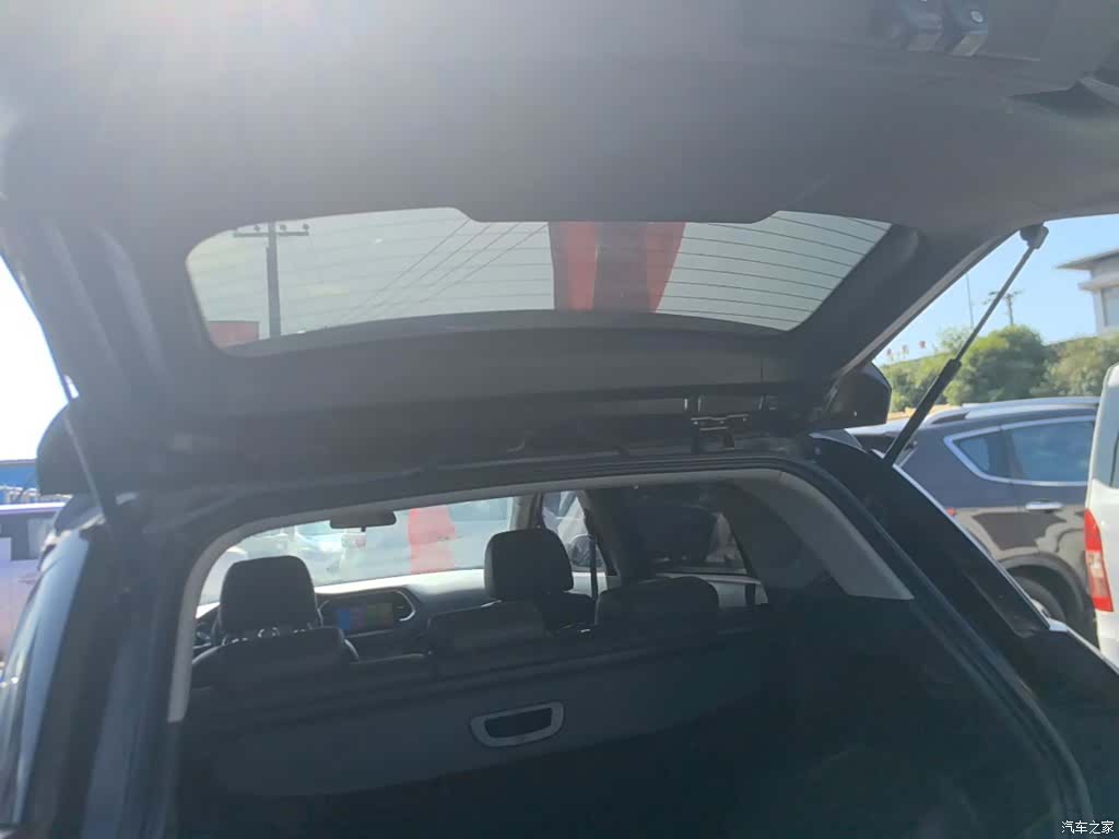 GAC GS4, 2015 19
