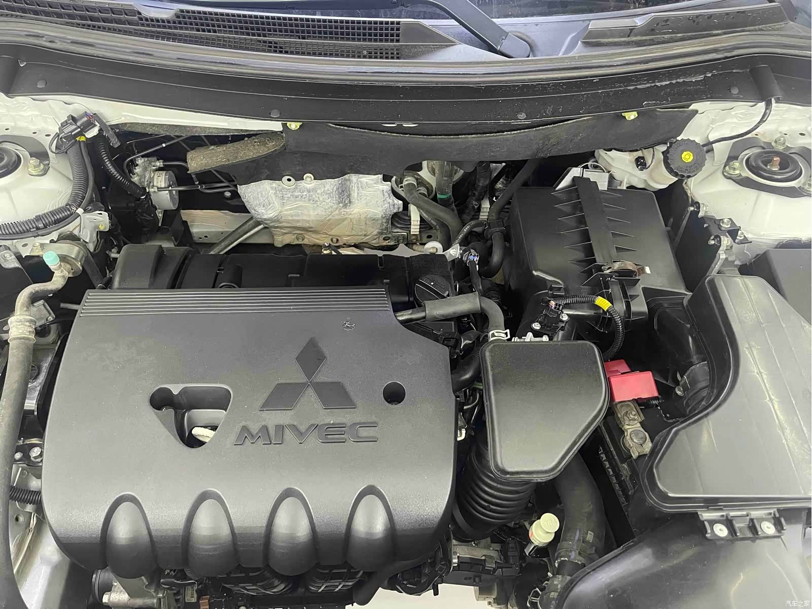 Mitsubishi Outlander, 2021 13