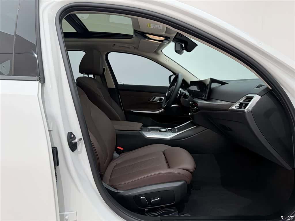 BMW 3 Series, 2025 19