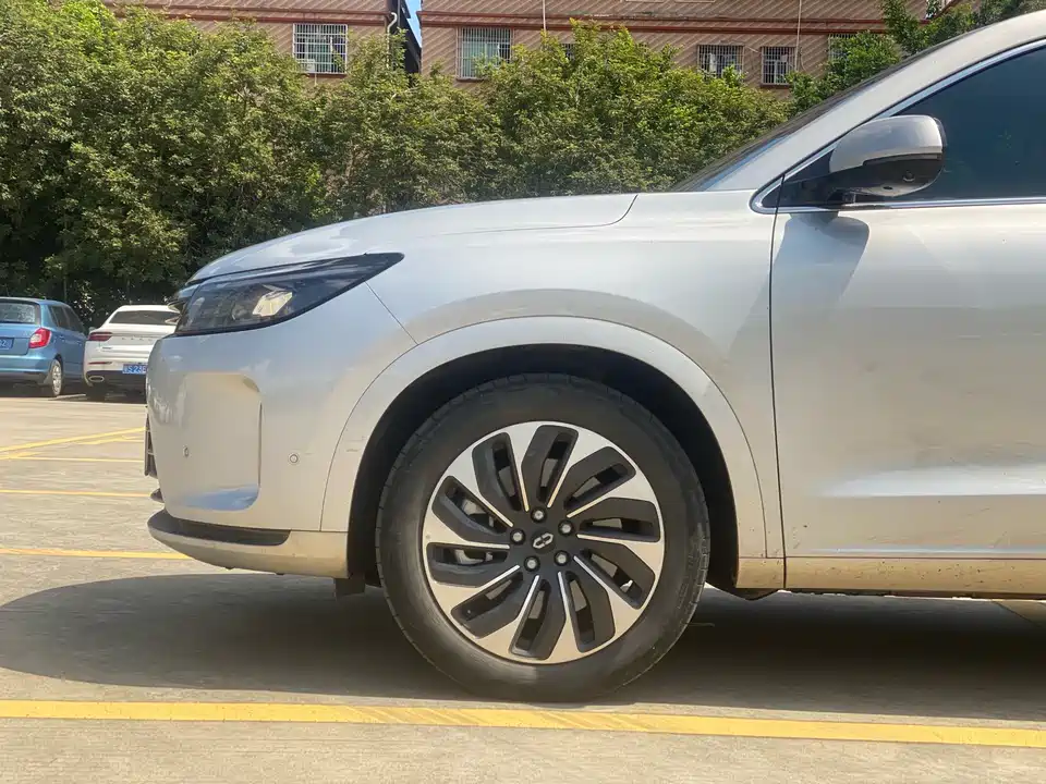 AITO Ask the world M7