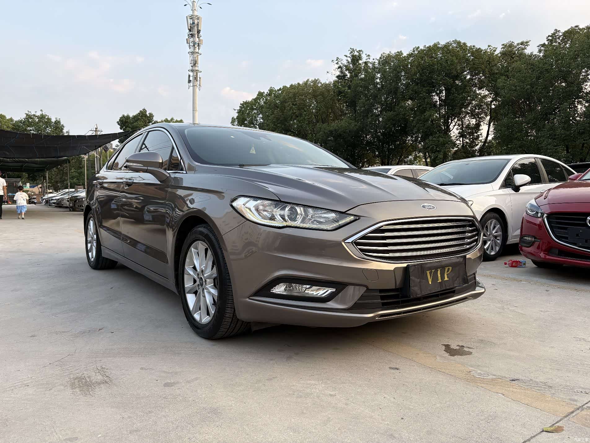 Ford Mondeo, 2017 3