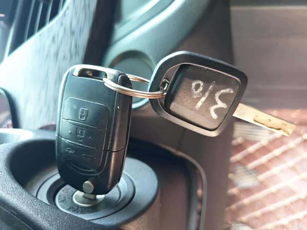 Wuling 310, 2021 9