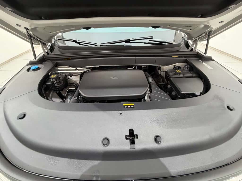 Li Auto L6, 2026 18