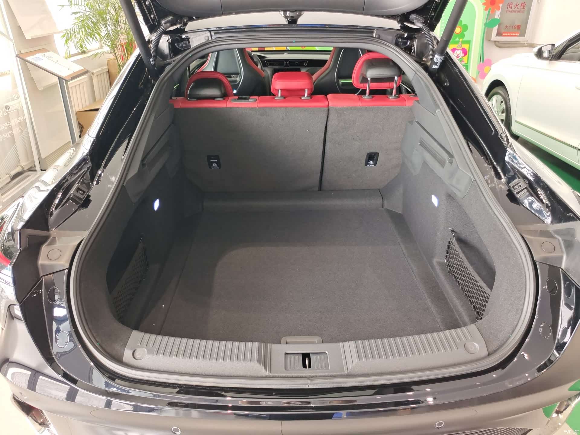 Hongqi H6, 2025 10
