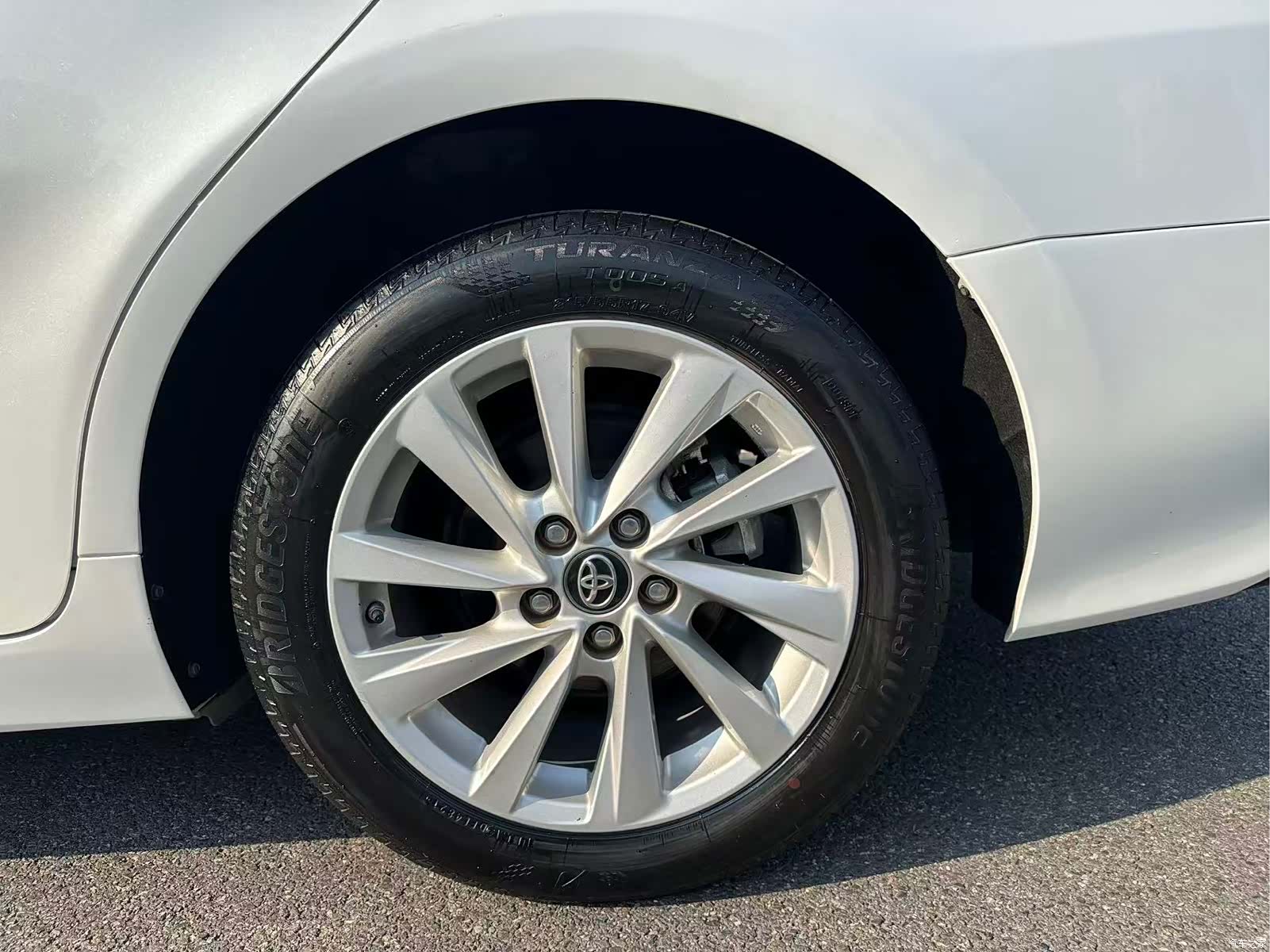 Toyota Camry, 2022 12