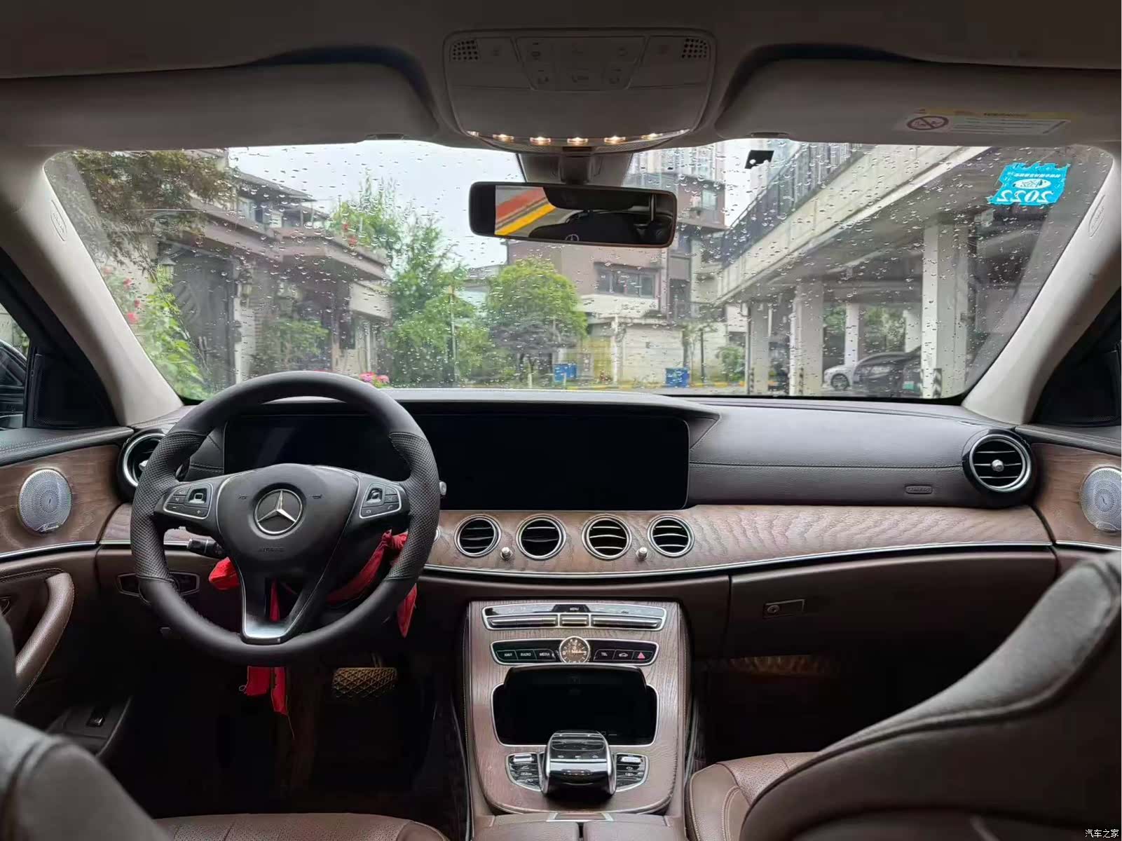 Mercedes-Benz E-Class, 2019 6