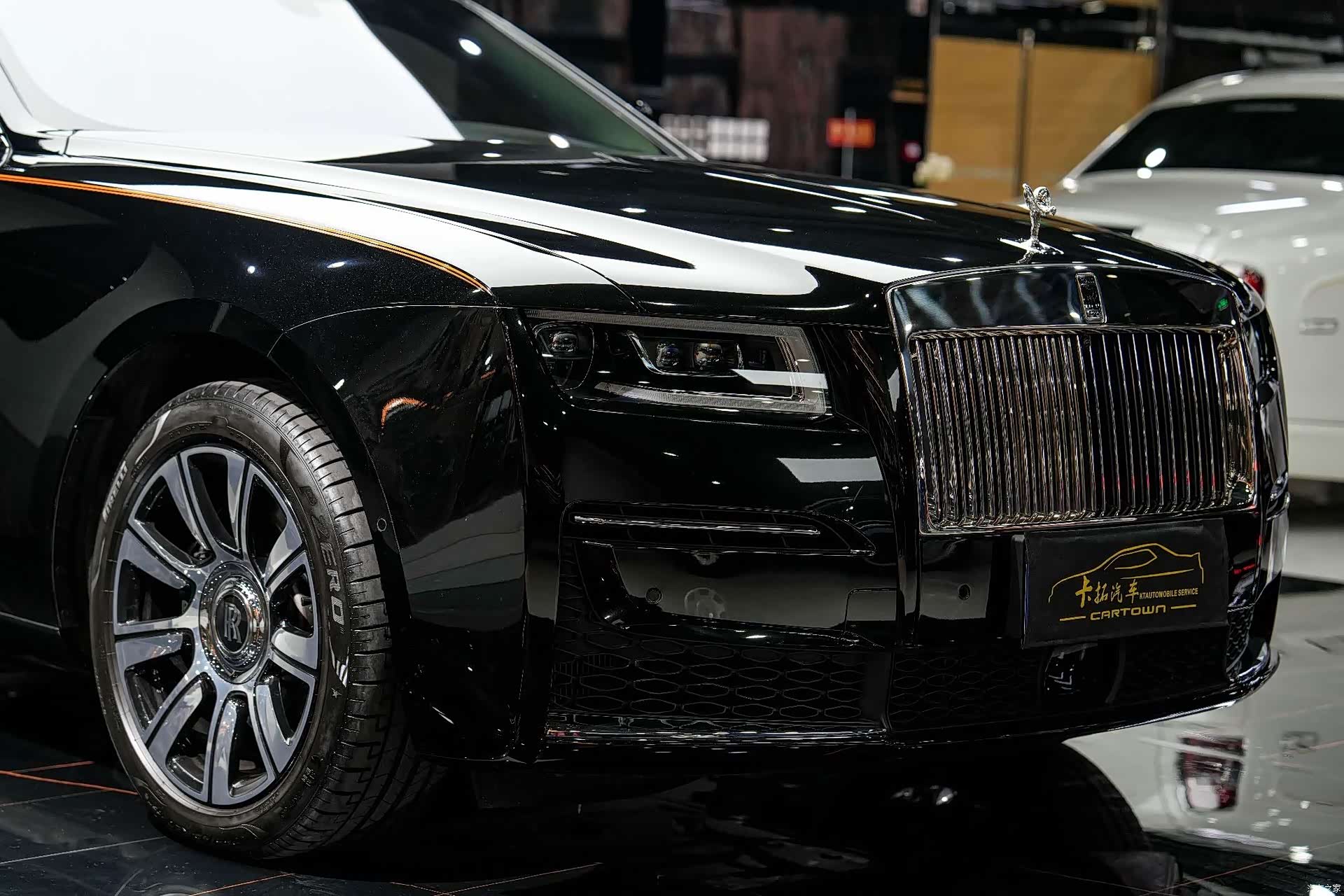 Rolls-Royce Ghost, 2025 3