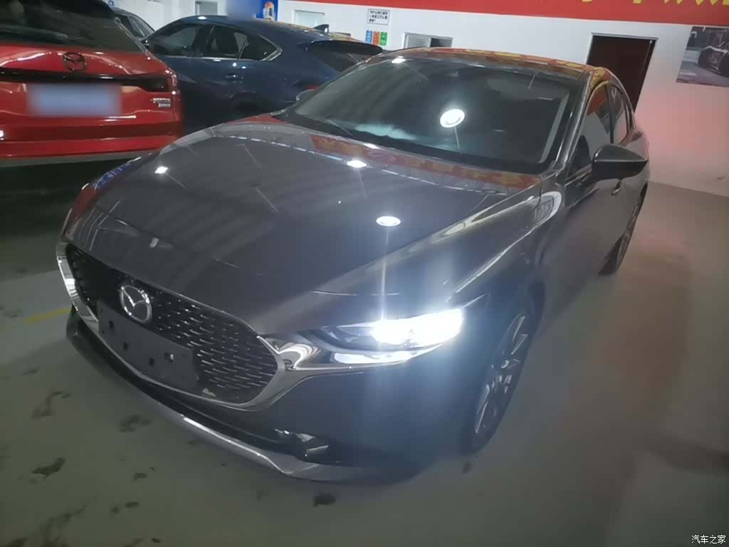 Mazda Mazda3, 2022 1
