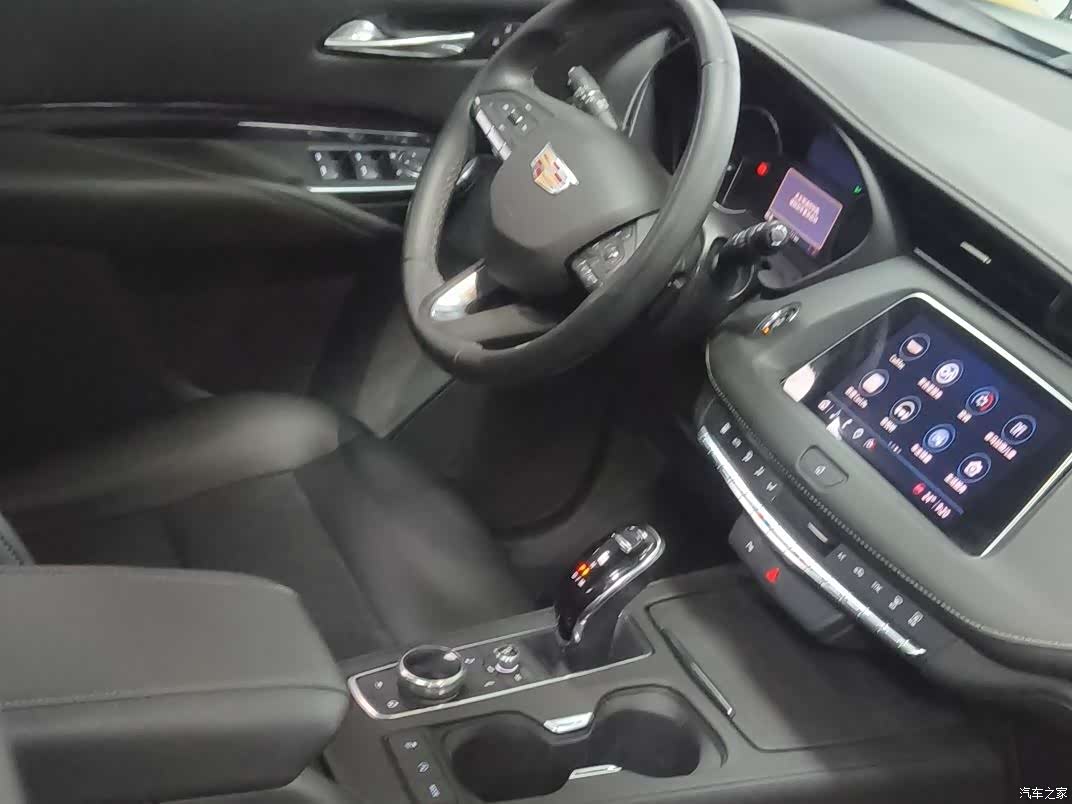 Cadillac XT4, 2023 14
