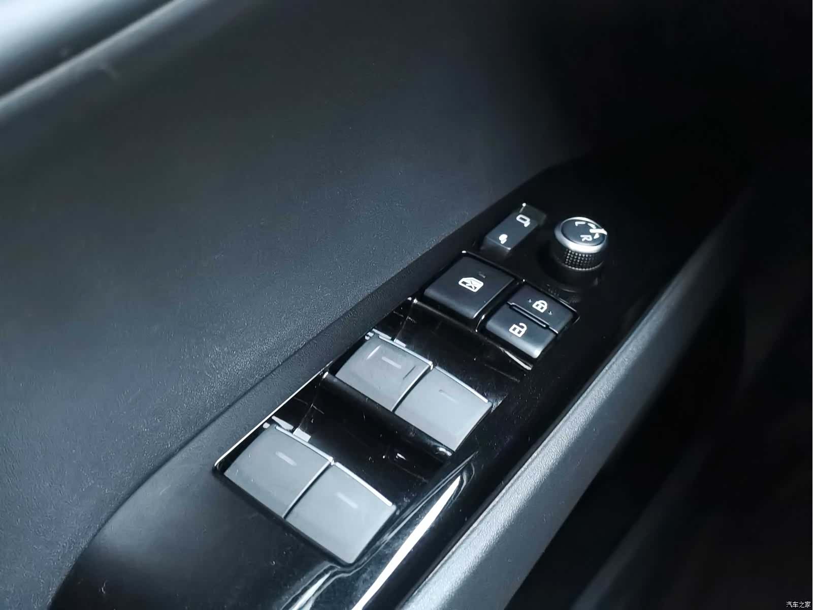Toyota Camry, 2024 17