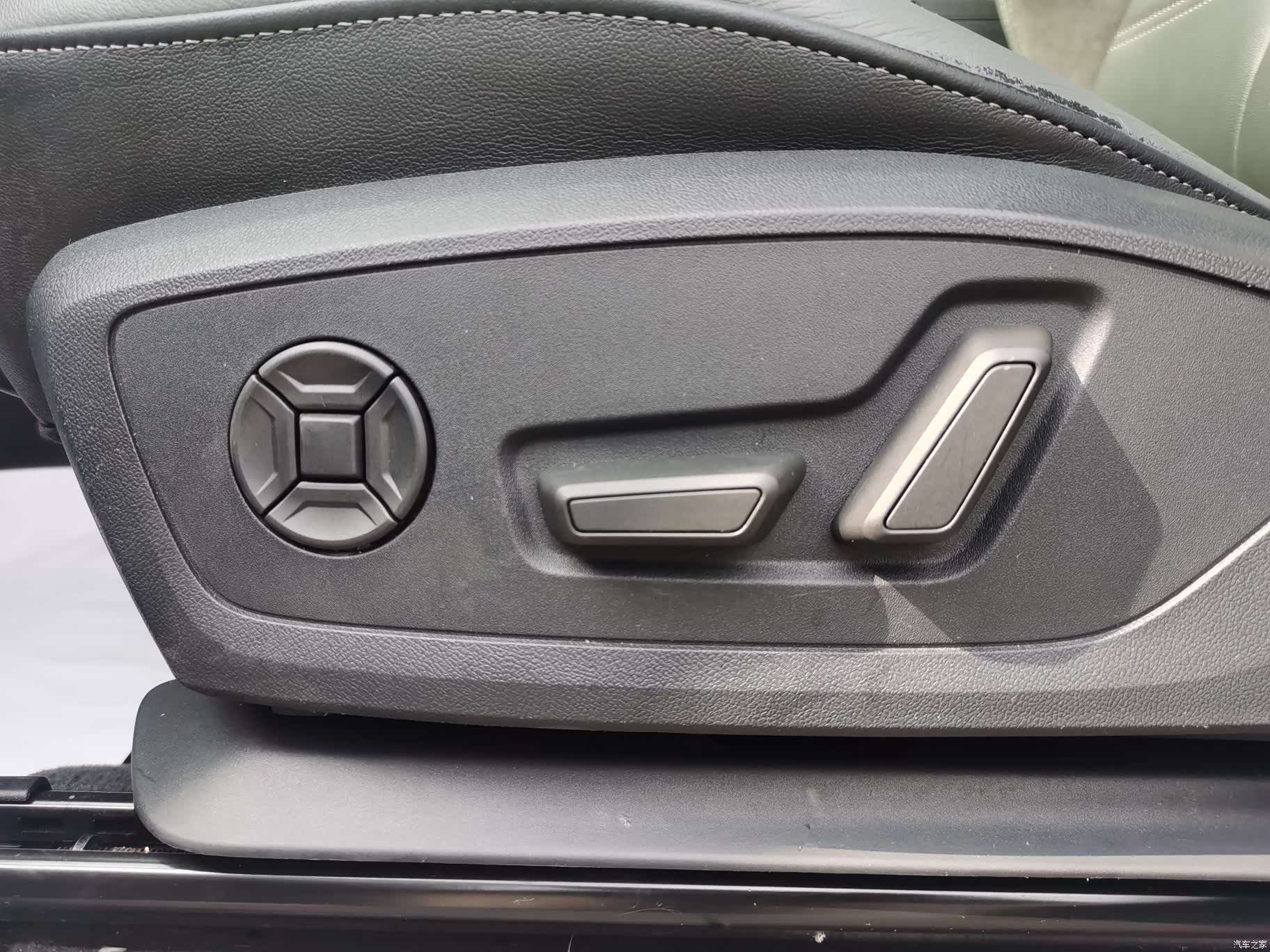 Audi Q3, 2021 19