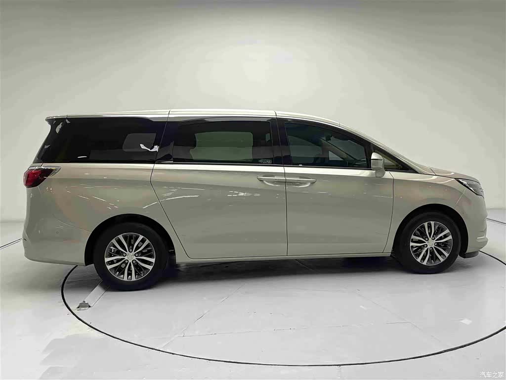 Buick GL8, 2022 20