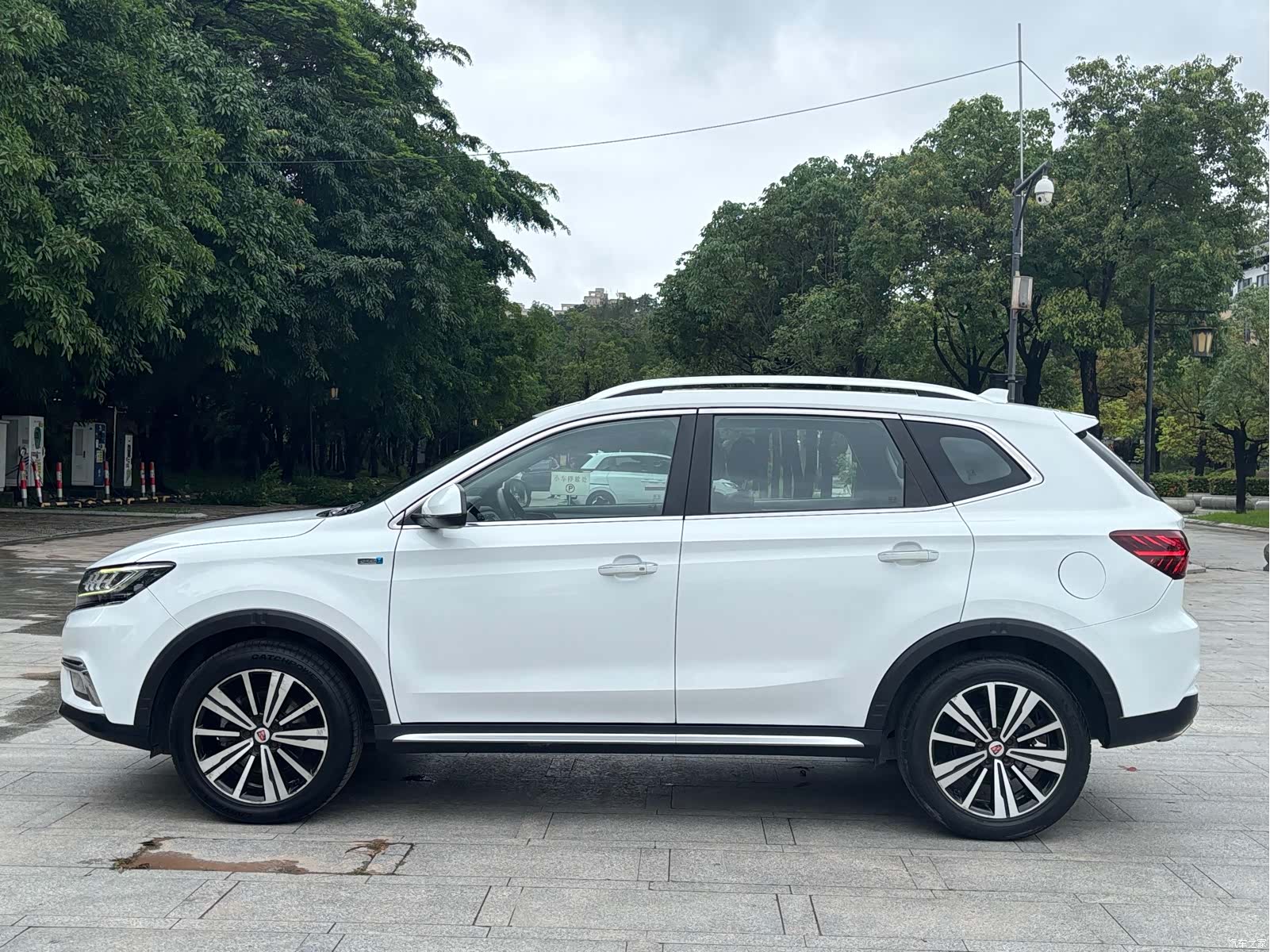 Roewe RX5, 2019 7
