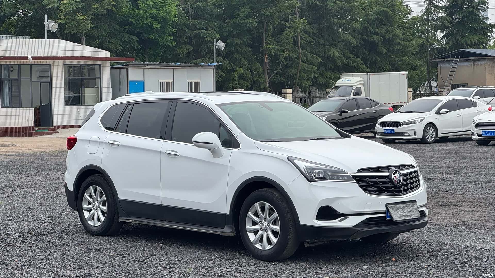 Buick Envision Plus, 2022 3
