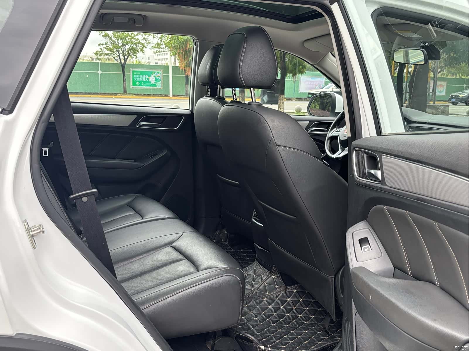 Roewe RX5, 2019 13
