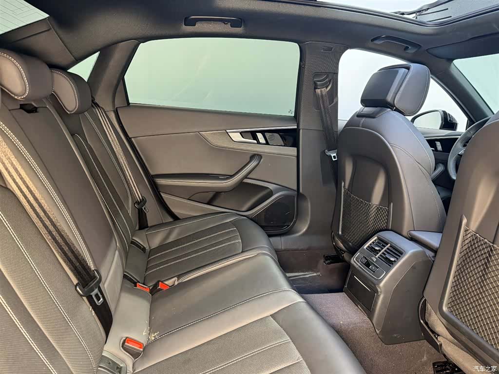 Audi A4L, 2024 7