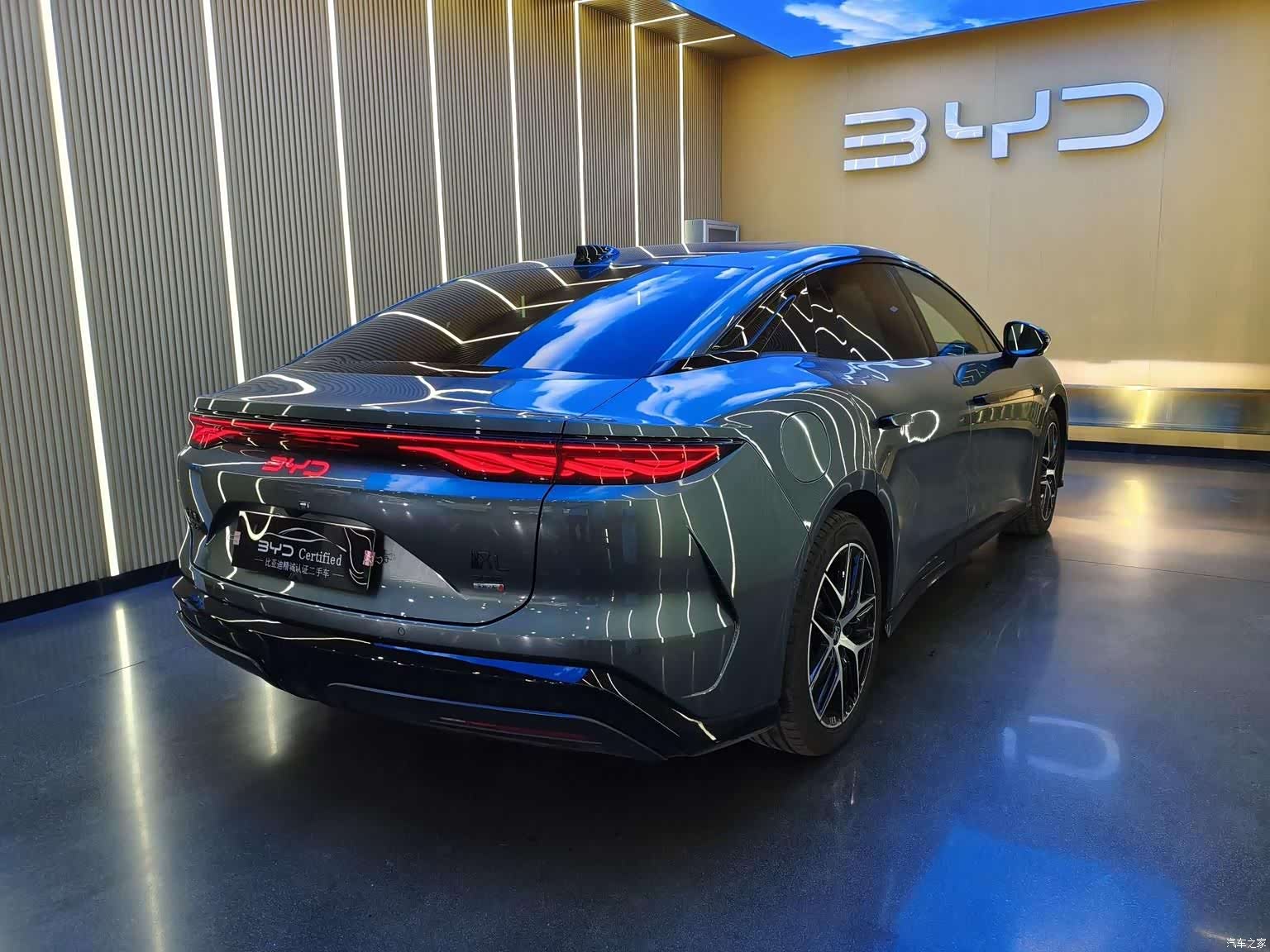 BYD Han, 2025 17