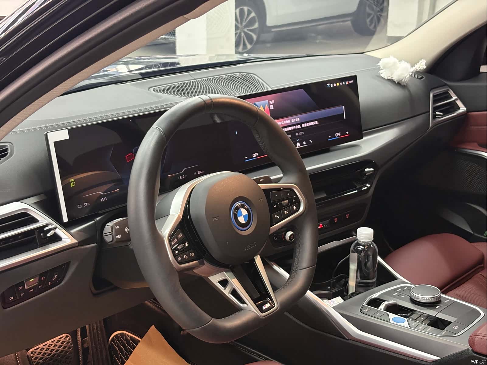 BMW i3, 2026 8
