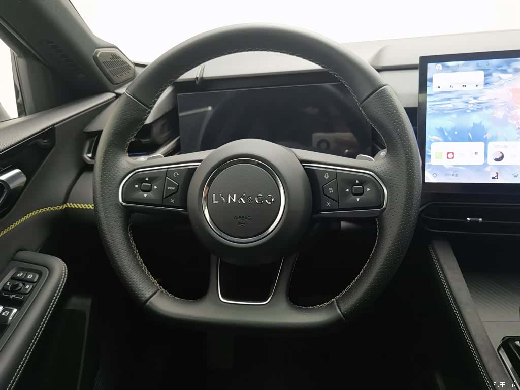 Lynk & Co 02, 2024 11