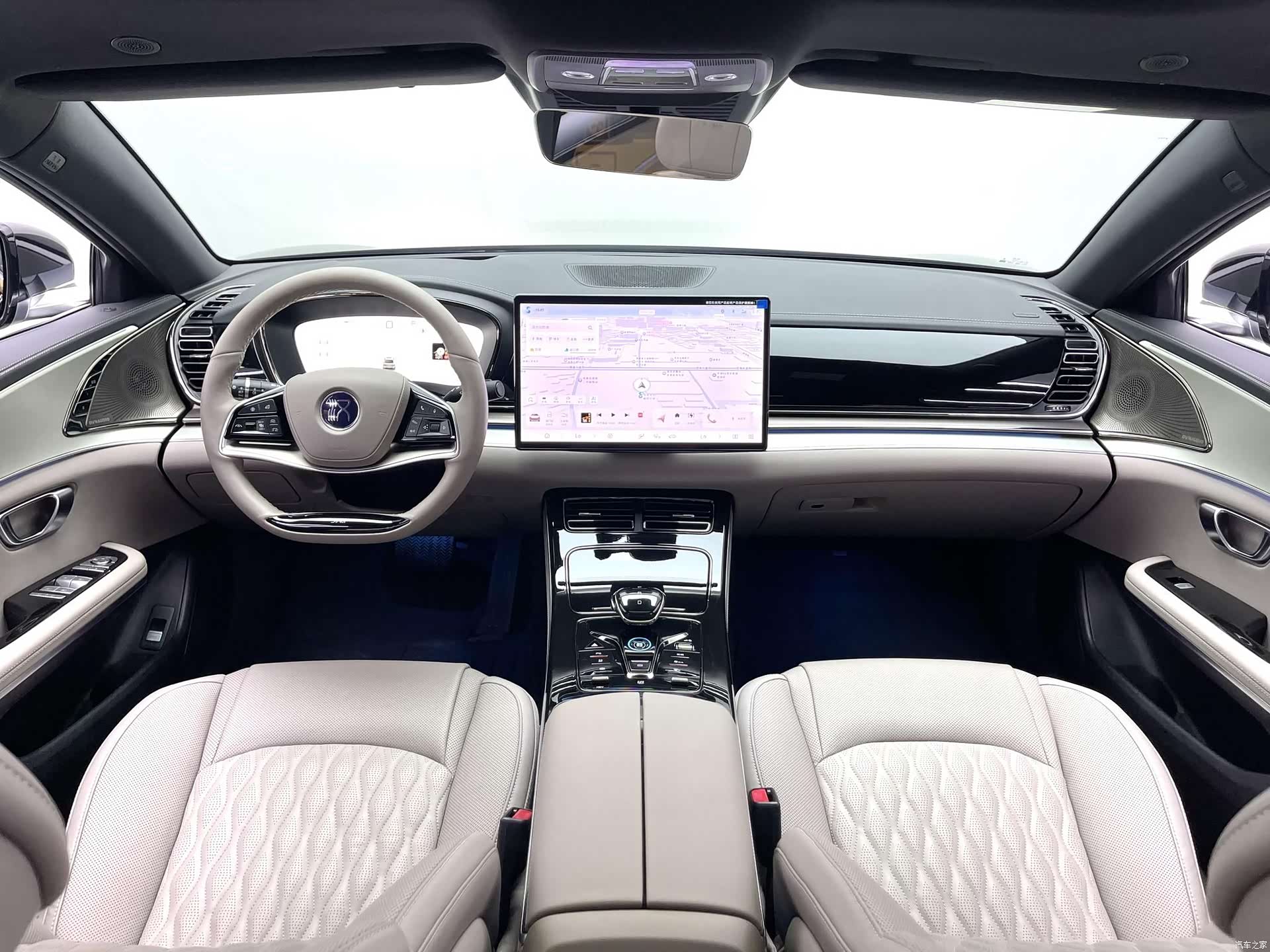 BYD Han, 2025 7
