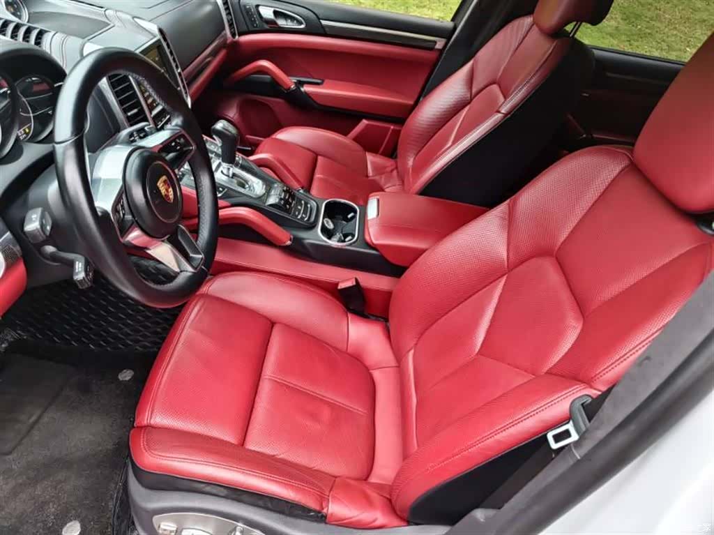 Porsche Cayenne, 2015 12
